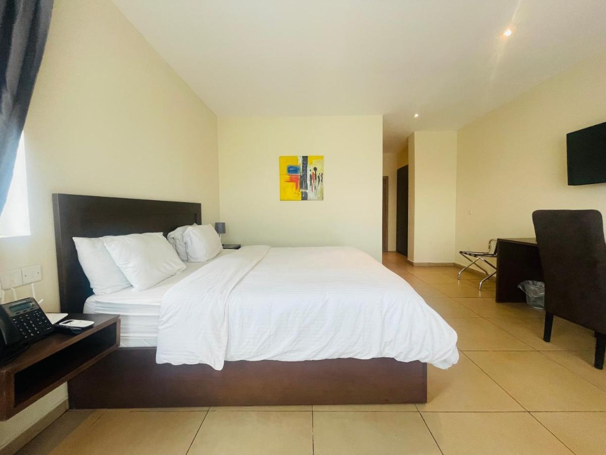 New Brookfields Hotel Freetown Eksteriør billede