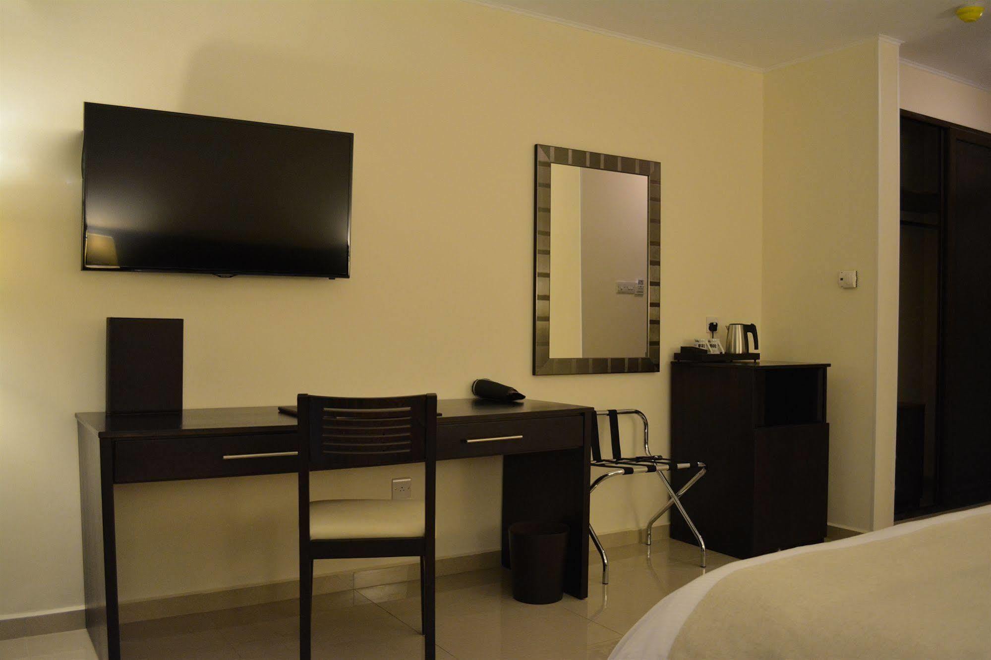 New Brookfields Hotel Freetown Eksteriør billede